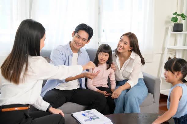 Malaysian wealth management financial advisor family