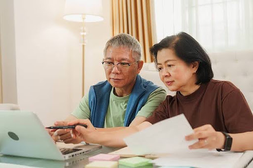 Asian couple retirement tax financial planning